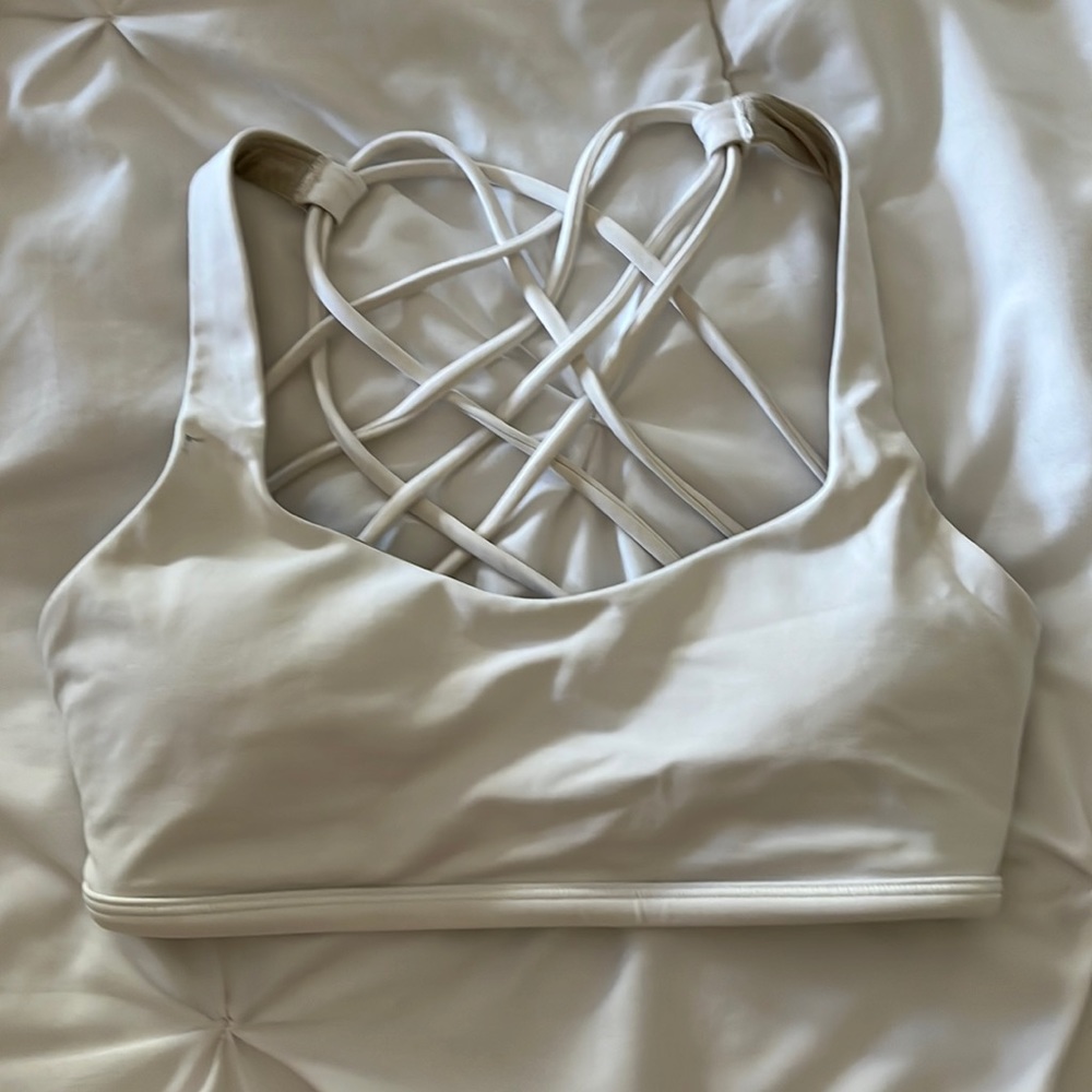 Lululemon White Crossback Sports bra